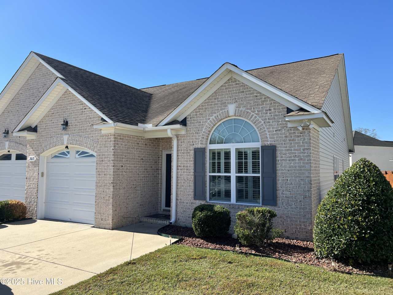 2013 Croyden Circle unit: B