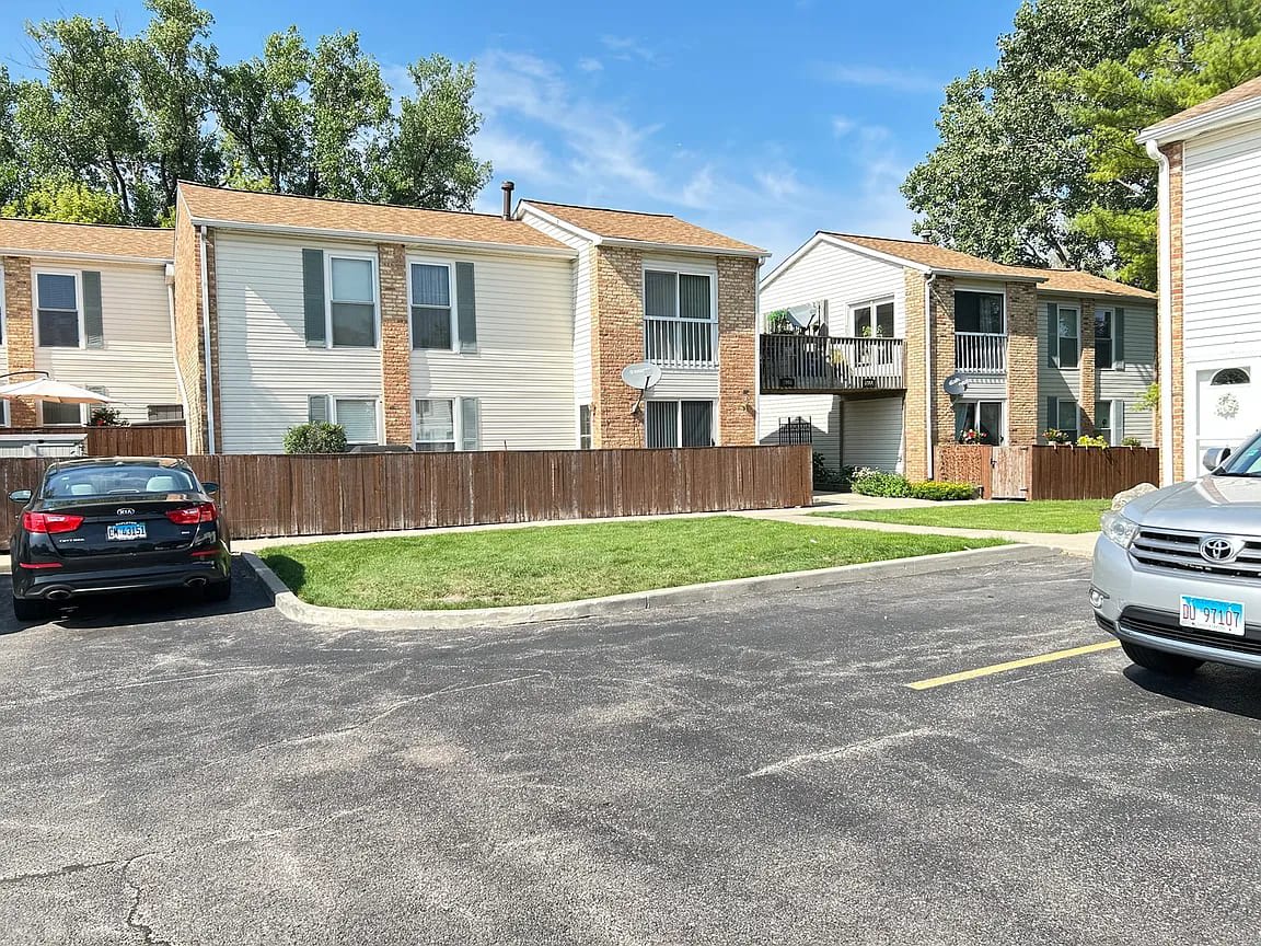 1964 Kenilworth Circle