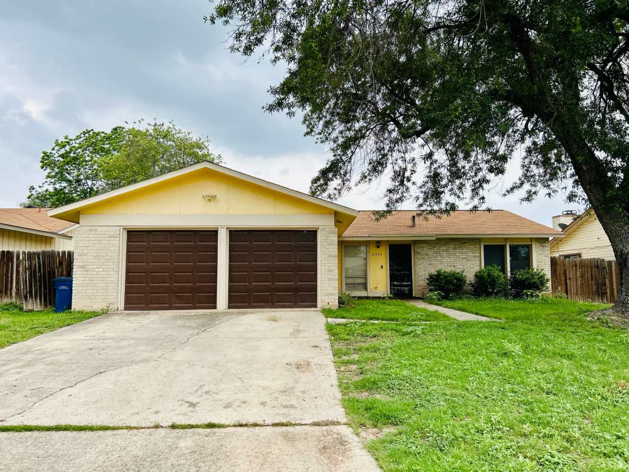 2914 Lakeland Drive