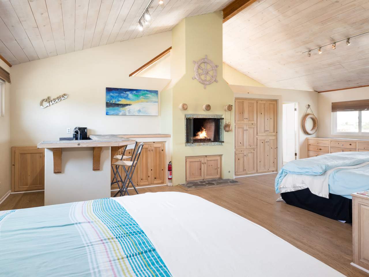 416 Virginia St, Beach Penthouse/main Home