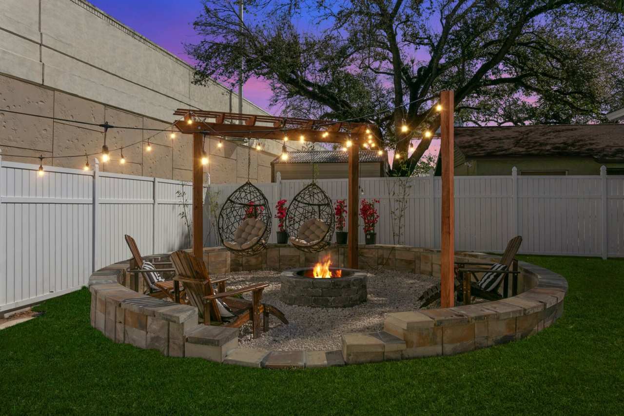 Ditch the Dorm – This Is How Tampa Lives