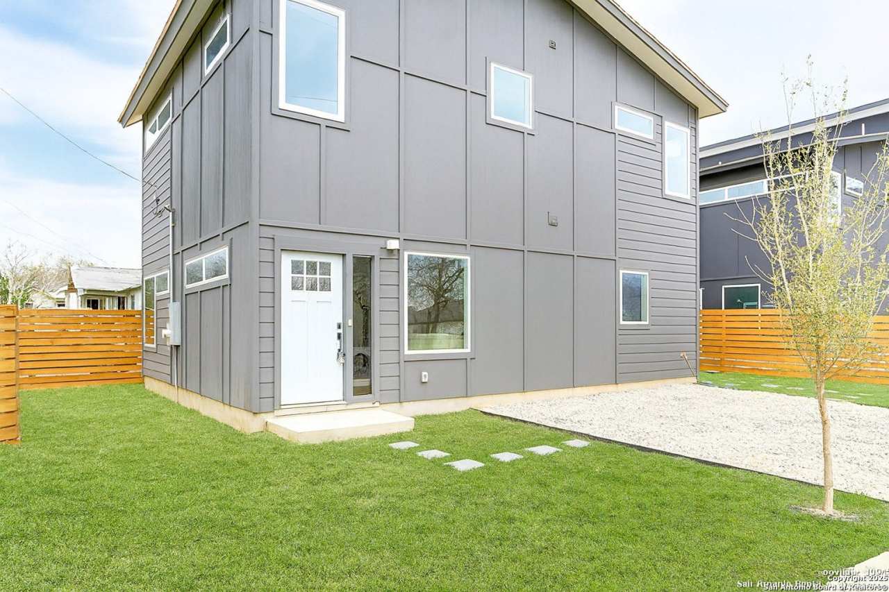 122 Applin unit: # A