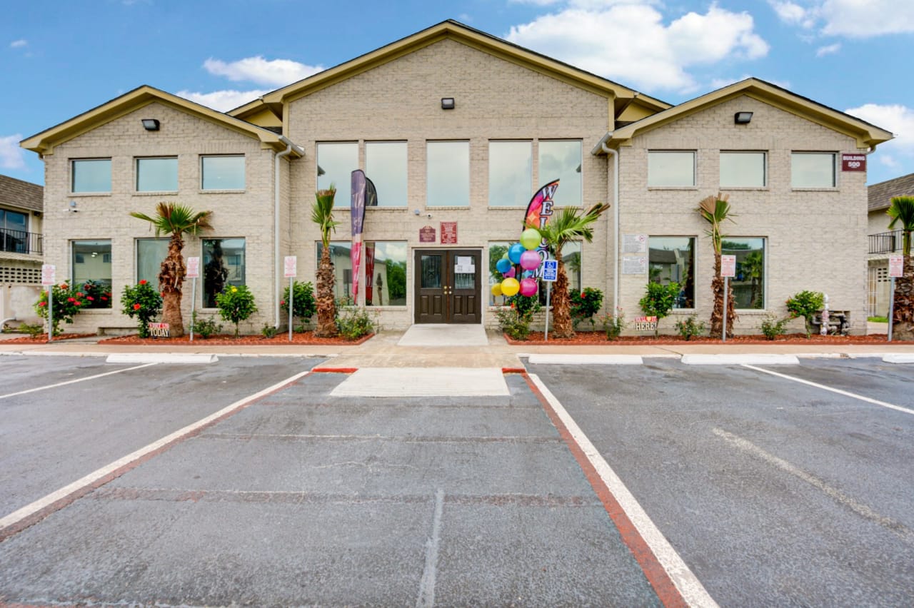 Falls of Deer Park Apartments