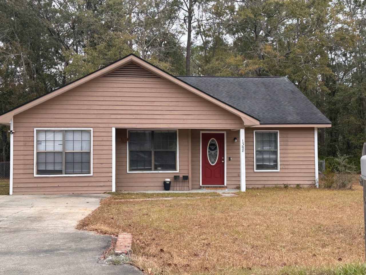 1308 Forest Lake Drive Hinesville, GA