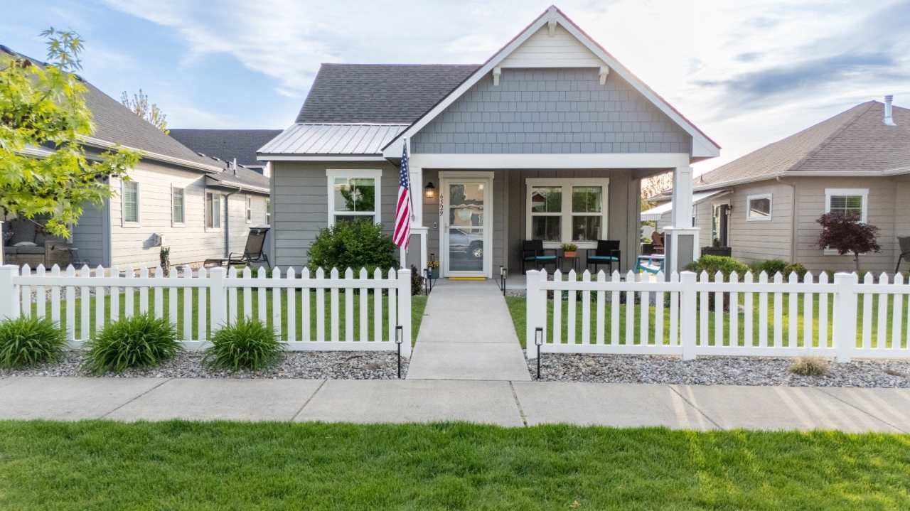 6529 North Descartes Drive