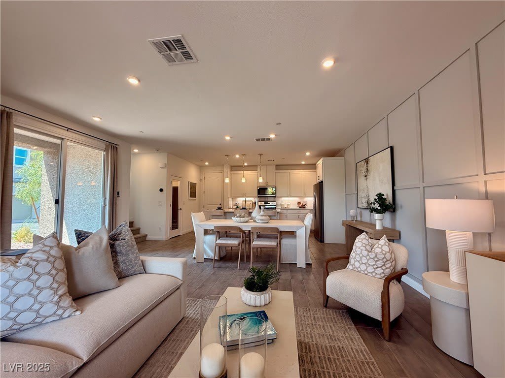 802 Royal Beekman Street