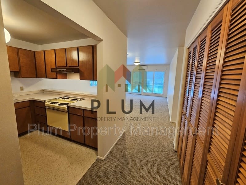 1547 South Higgins Avenue