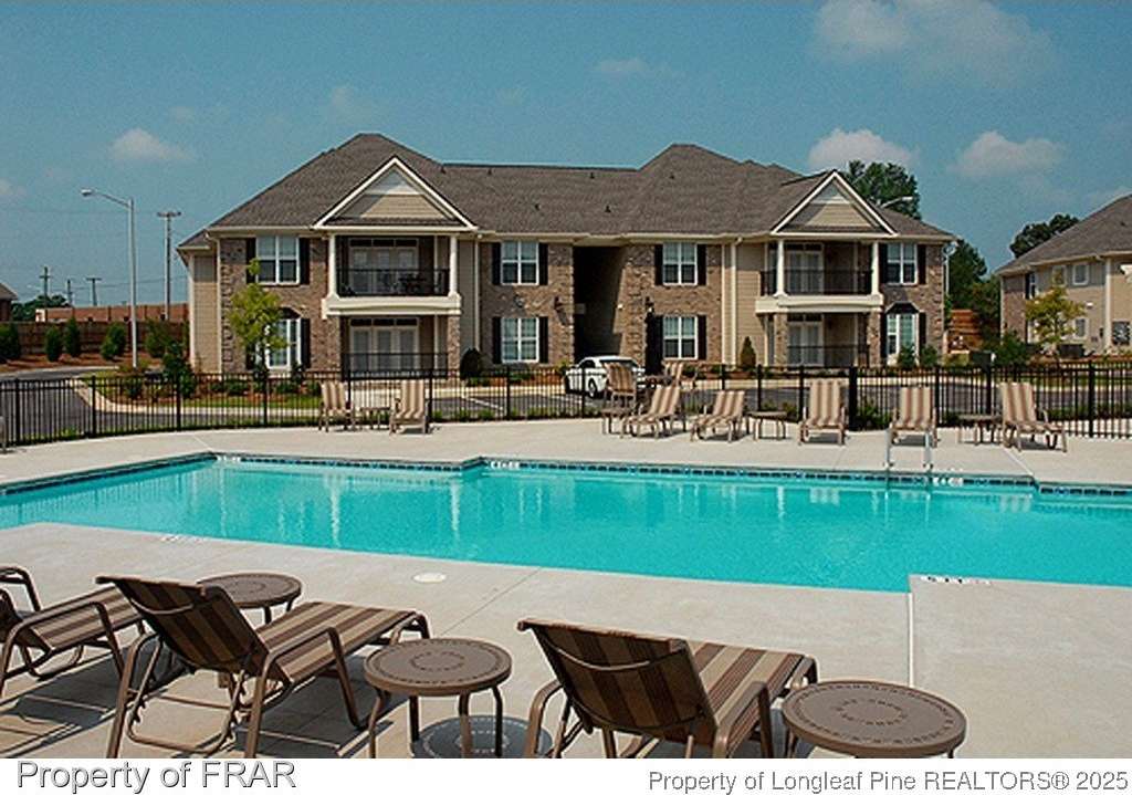 1820-201 Jennifer Lane unit: 201