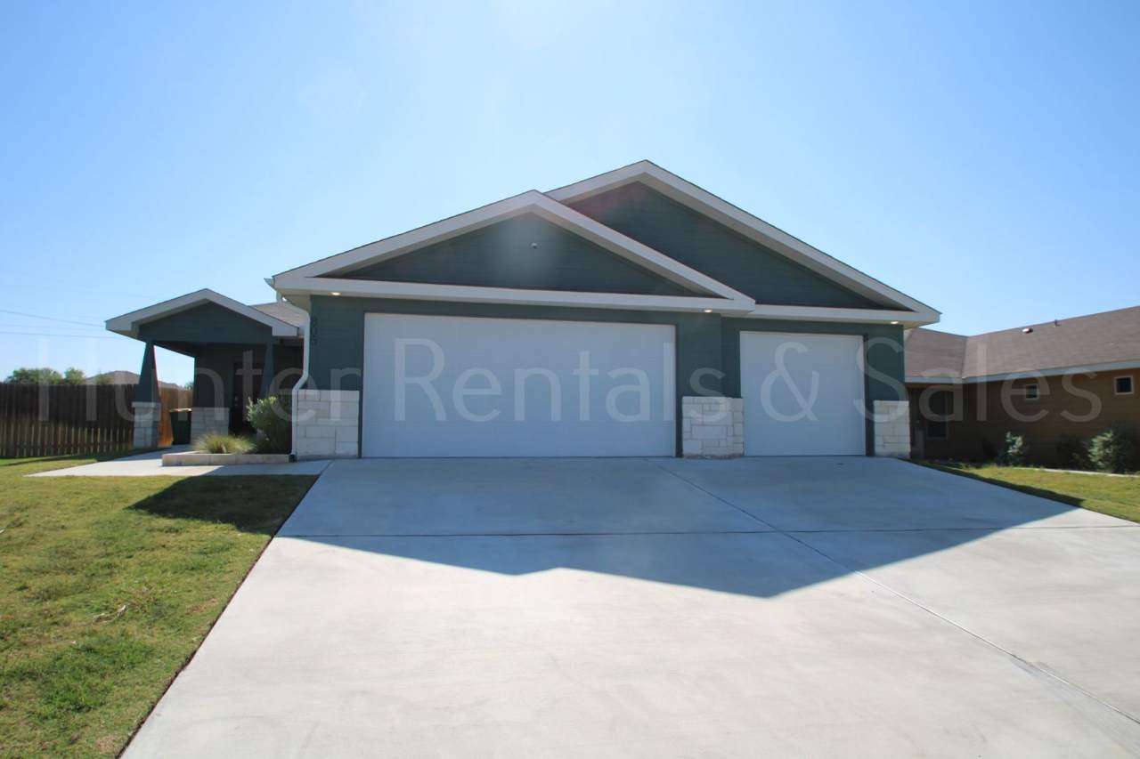 Welcome to 805 Freedom Circle!