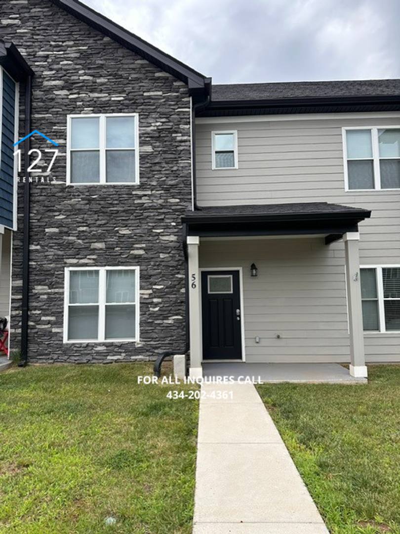 Modern 3-Bedroom Townhome in the Heart of Blue Ridge Commons
