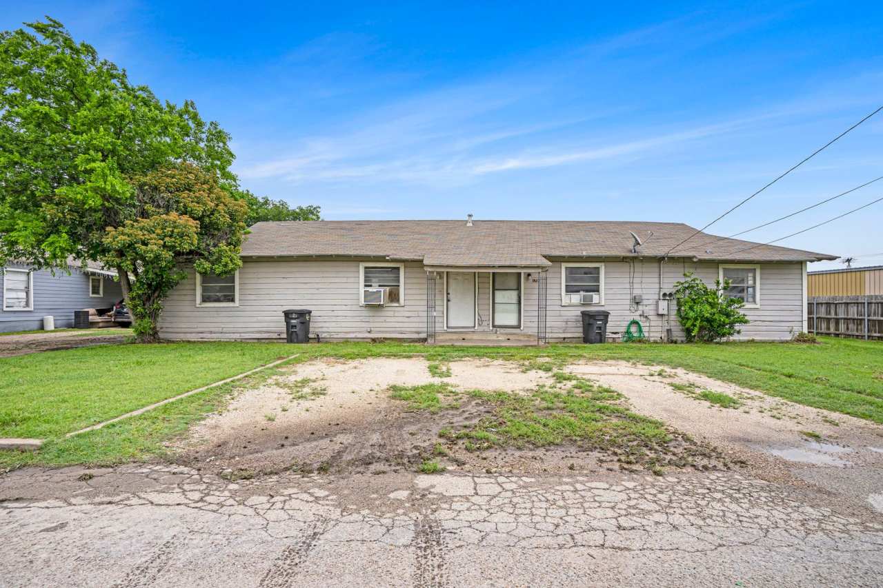 2-Bedroom Half-Duplex