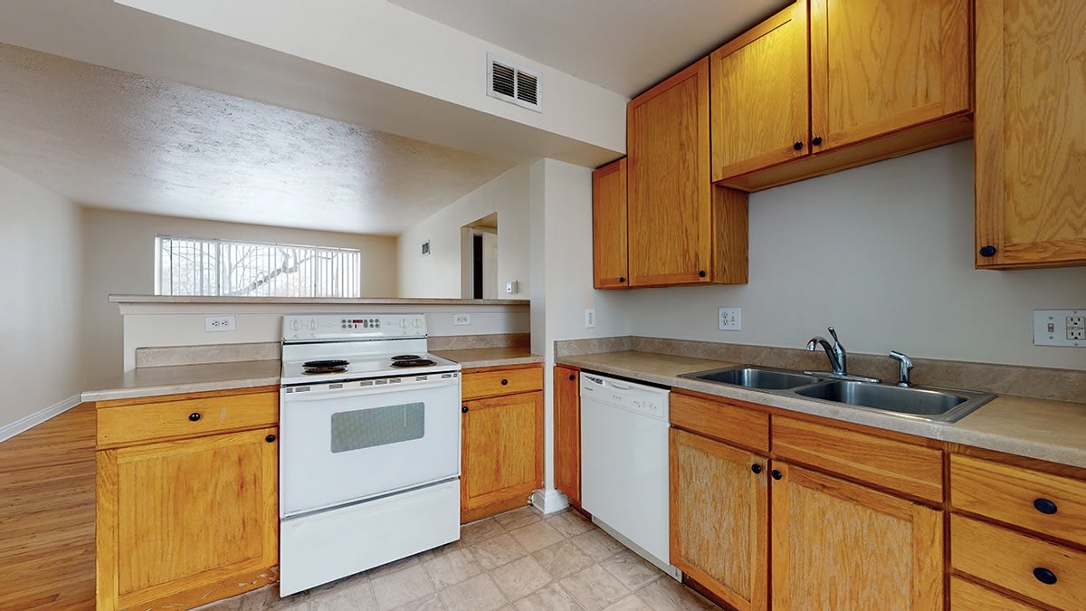 Park Hill Courtyard Apartments