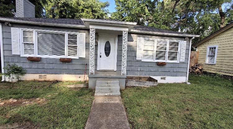 906 Appleby Street Northwest