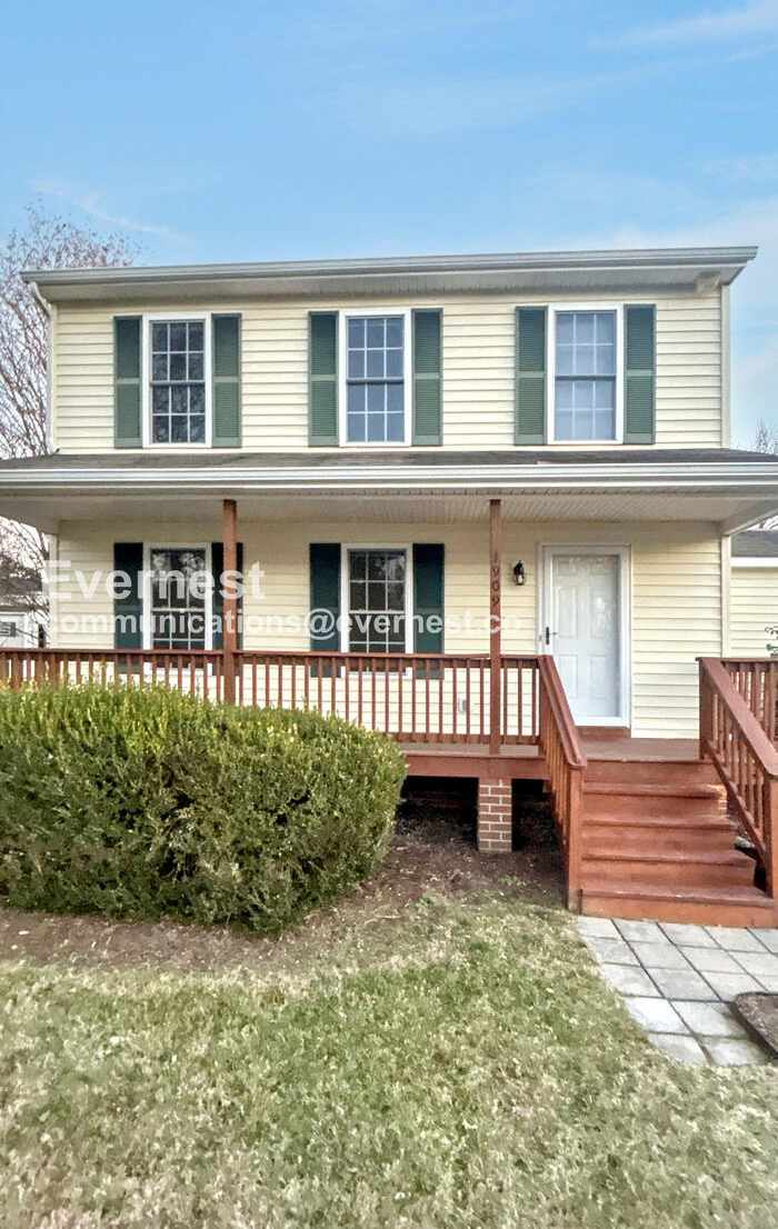 1909 Greenstone Court