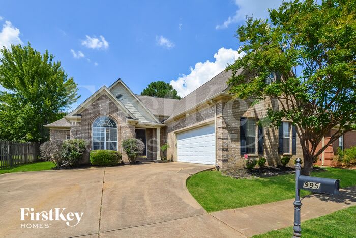 995 Nesting Wood Circle West