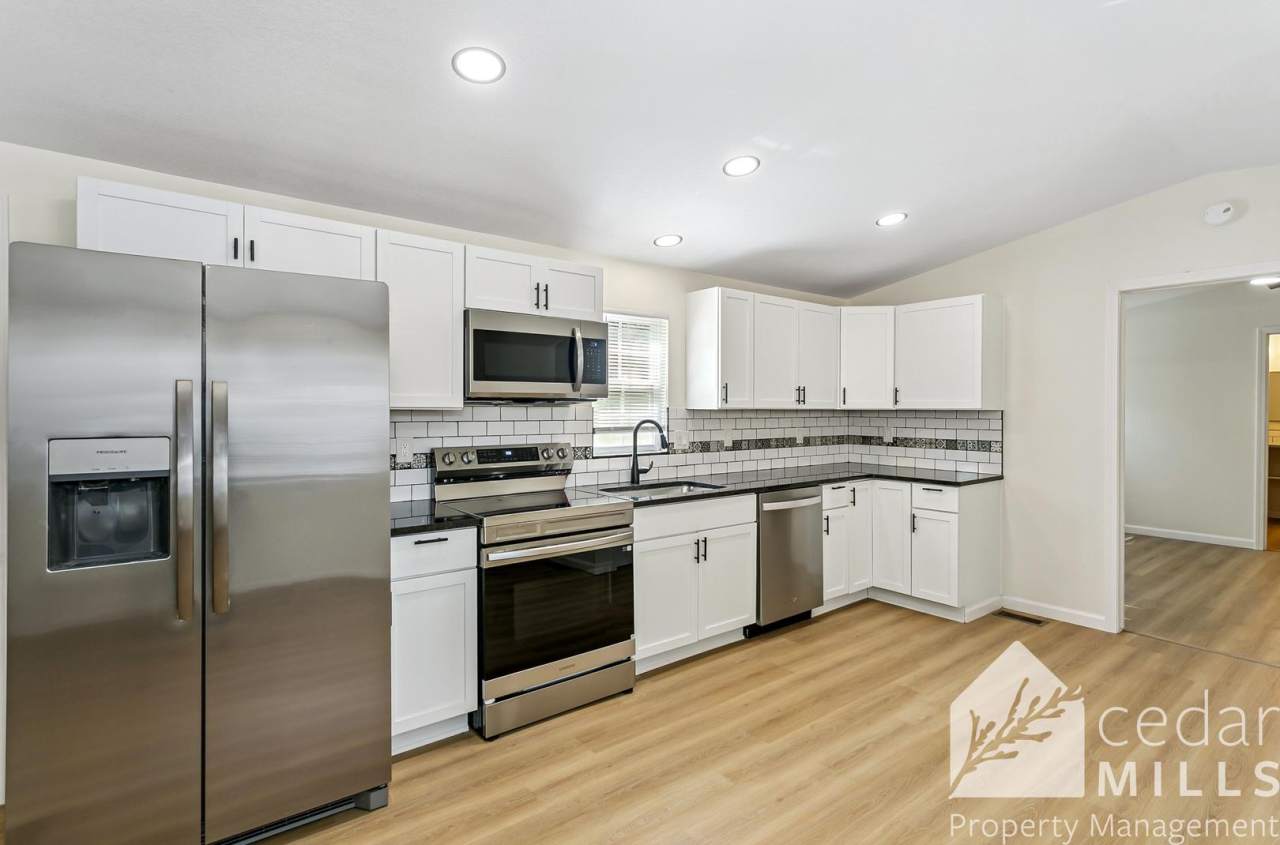 Remodeled 3 Bed 2 Bath in South Wichita - Space for Trailer/Vehicles