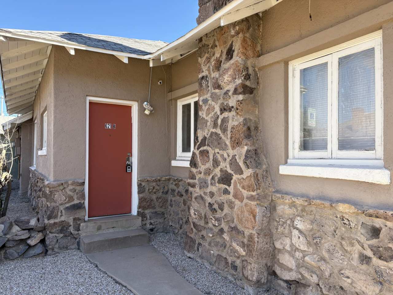 621 East 6th Street - B