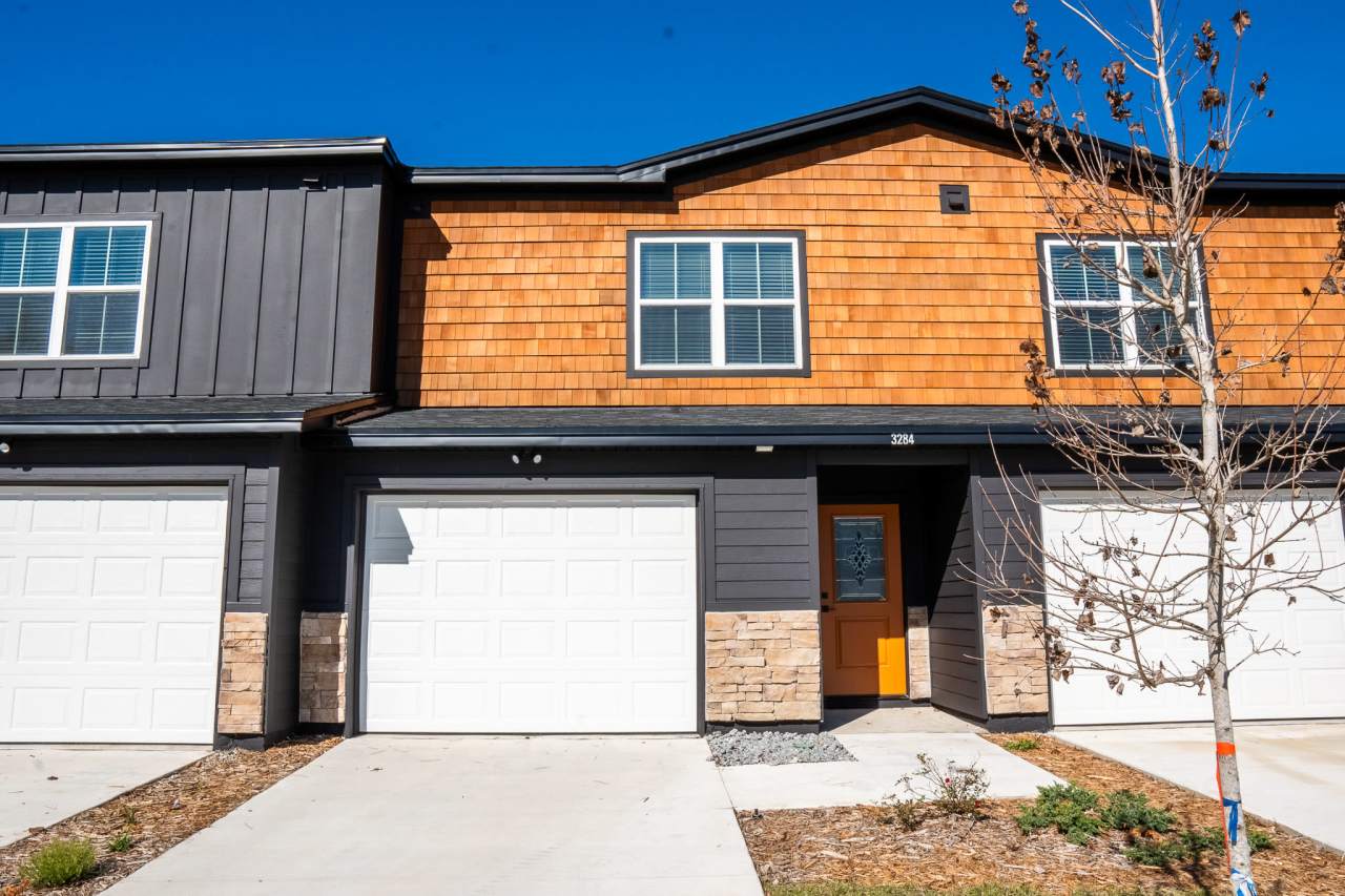 3284 Isabella Court Unit 3284