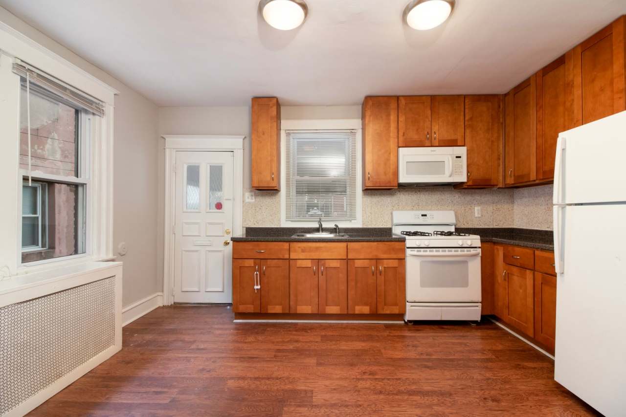 ⭐ ⭐ ⭐ UPDATED 3 BEDROOMS  1.5 BATH HOME LOCATED IN BRIDESBURG! ⭐ ⭐ ⭐