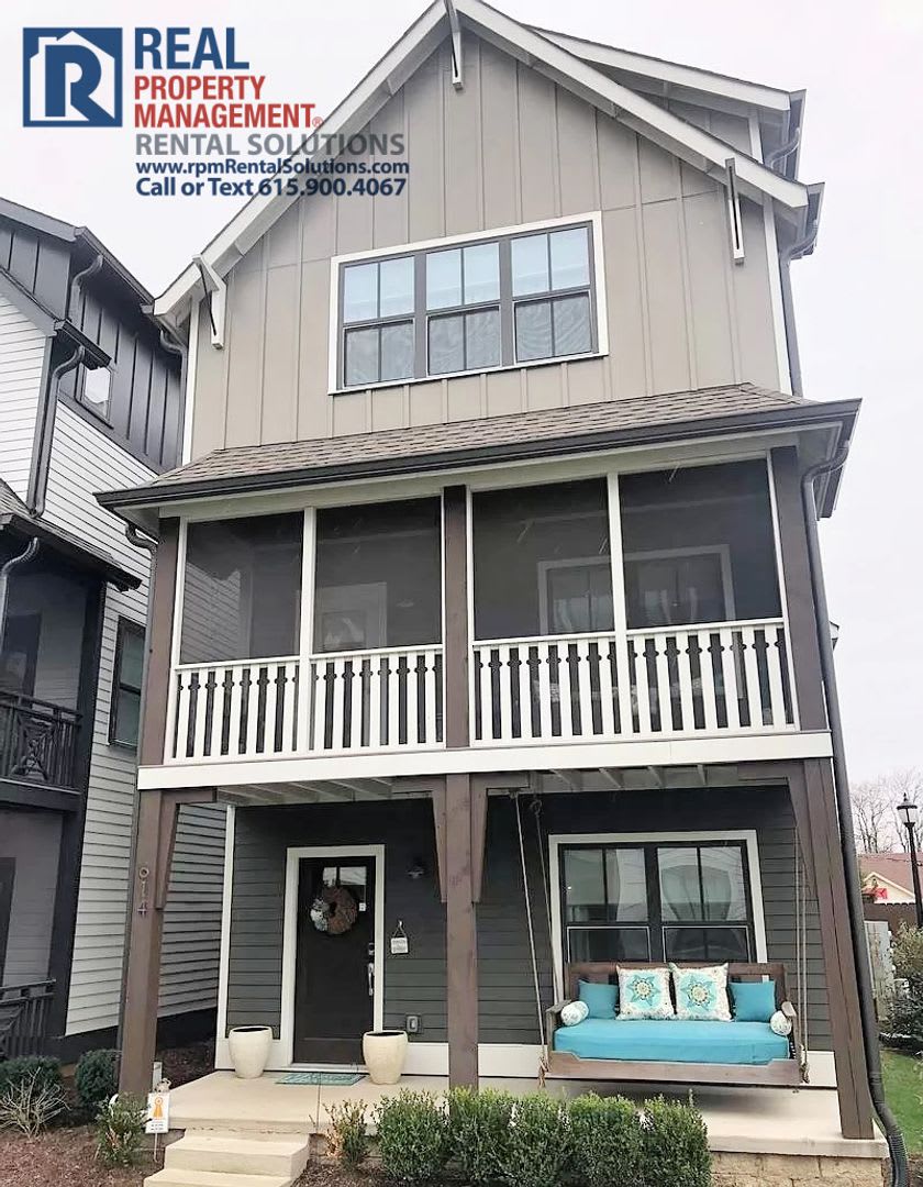 Wonderful 3 bedroom 3.5 bath in Sylvan Park! 2 car garage! washer/dryer included