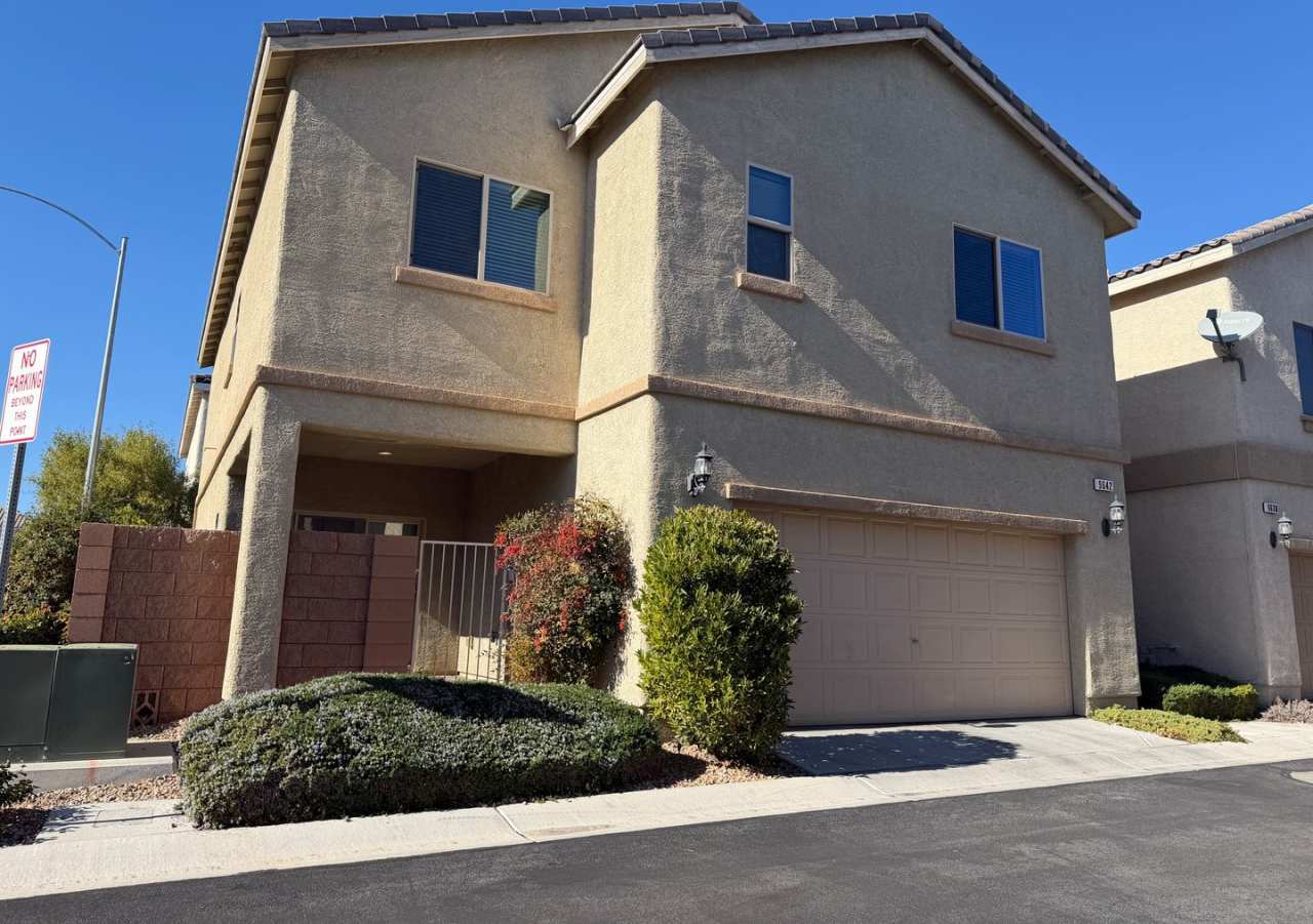 GREAT GATED COMMUNITY