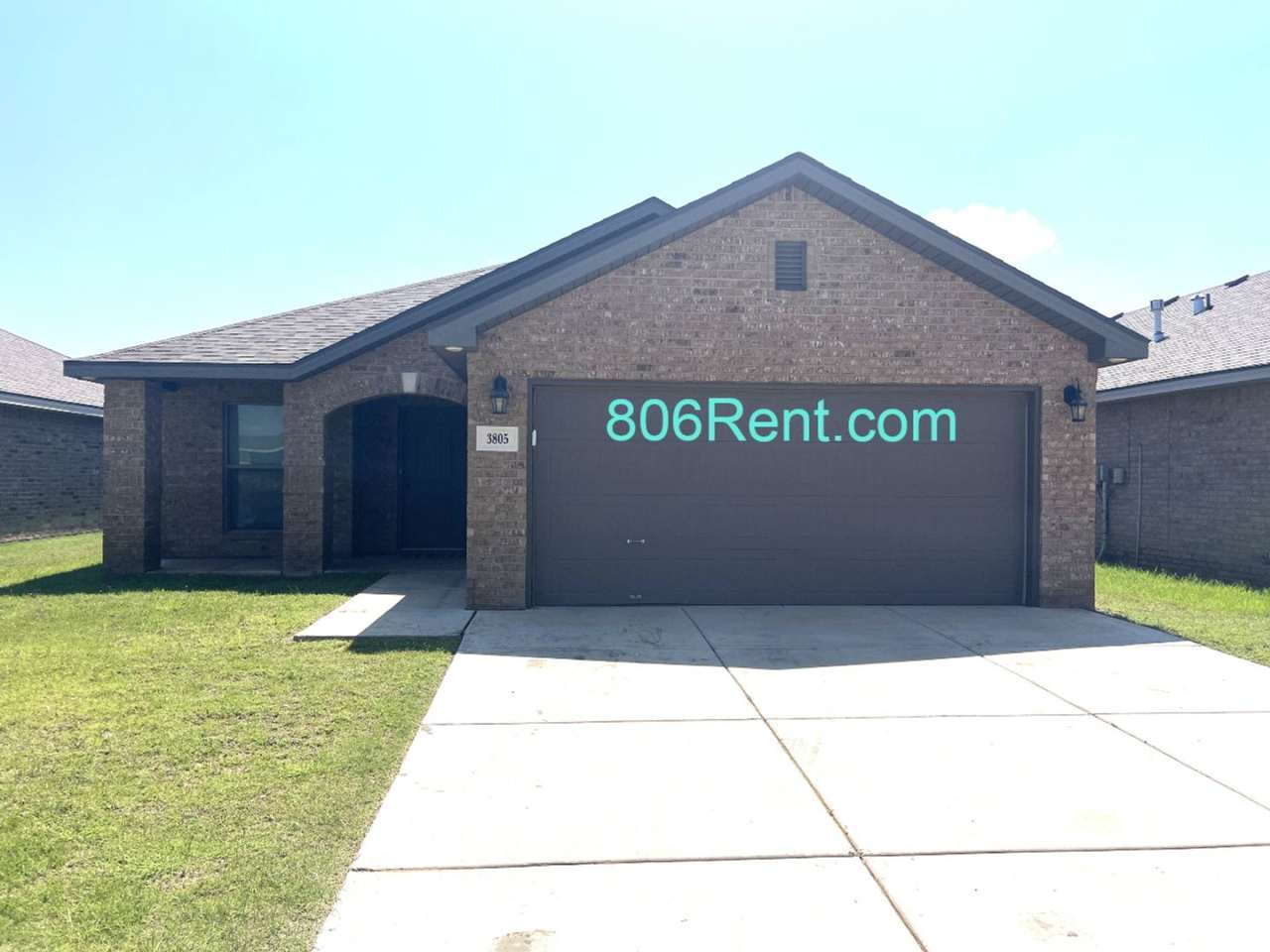 Leasing 1 bedroom of this beautiful Milwaukee Ridge property.