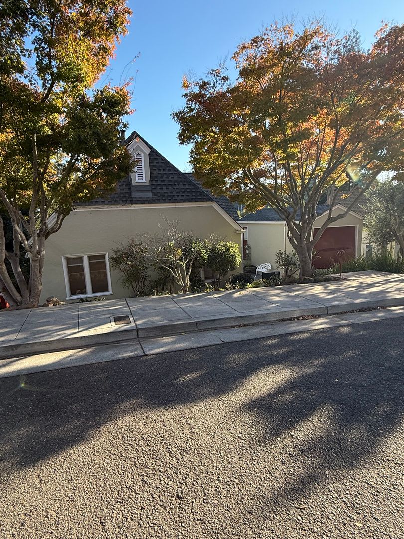 Great 2 Bedroom Rental Home in Crocker Highland District