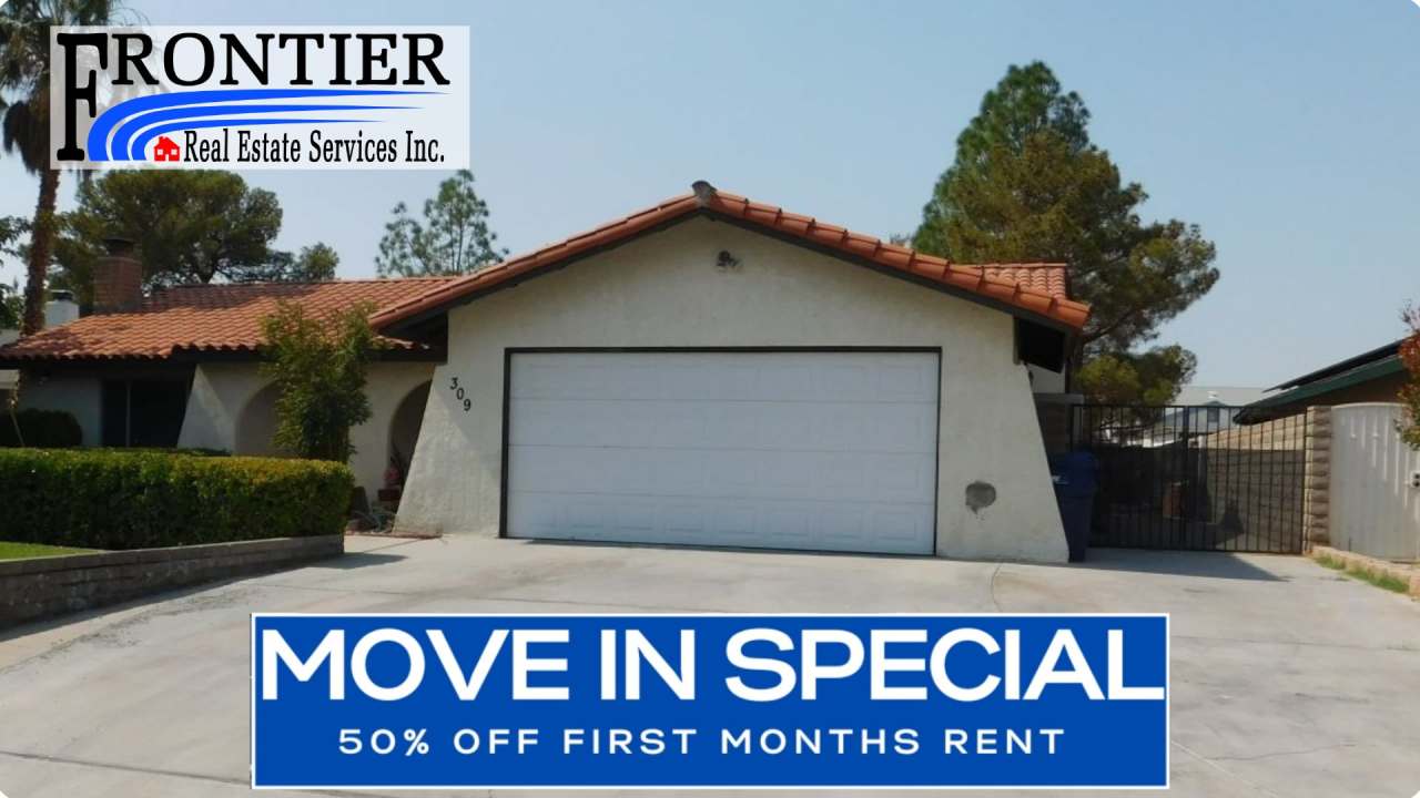 MOVE-IN SPECIAL: ½ OFF FIRST MONTH’S RENT! With 1-year lease.