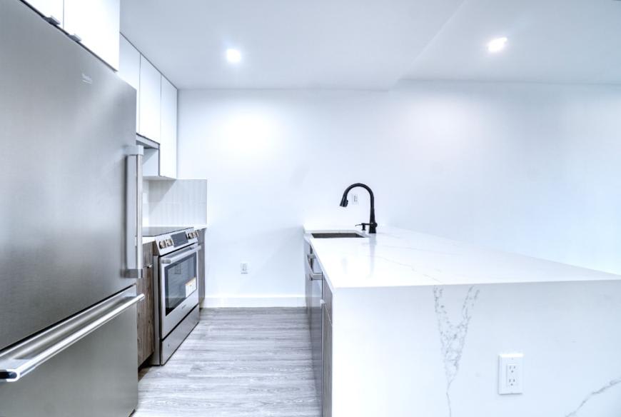 46-40 Vernon Boulevard