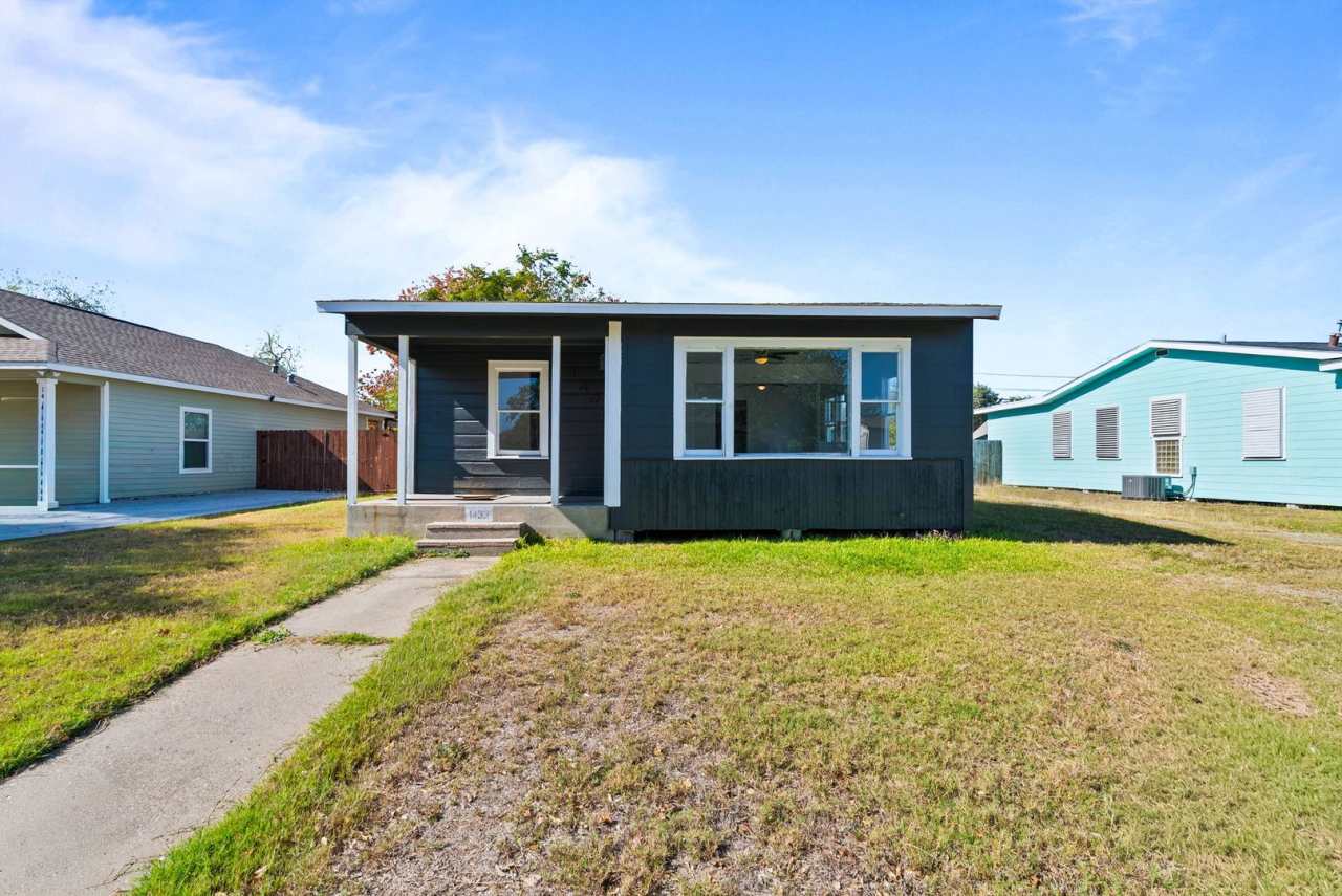 5 bedroom 3 bath house