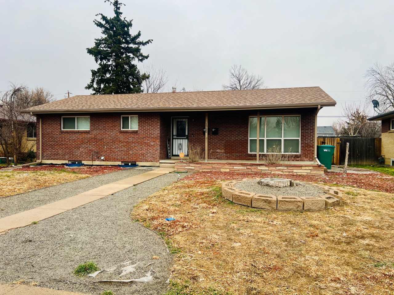 3 Bed-1 Bathroom Available in Anshutz Medical Center Area - Duplex lower unit