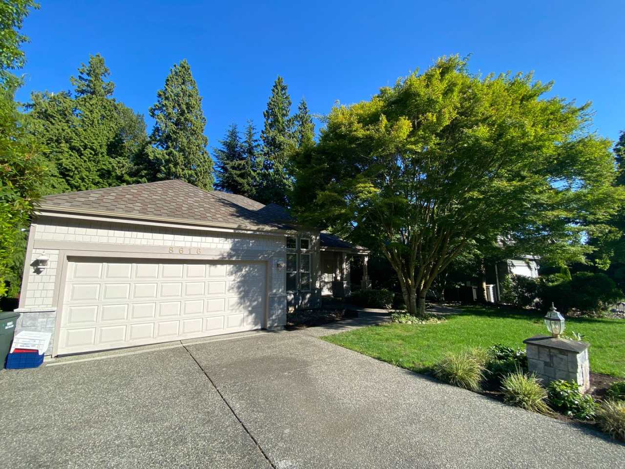 Semiahmoo Community - 8616 Blue Grouse Way, Blaine!