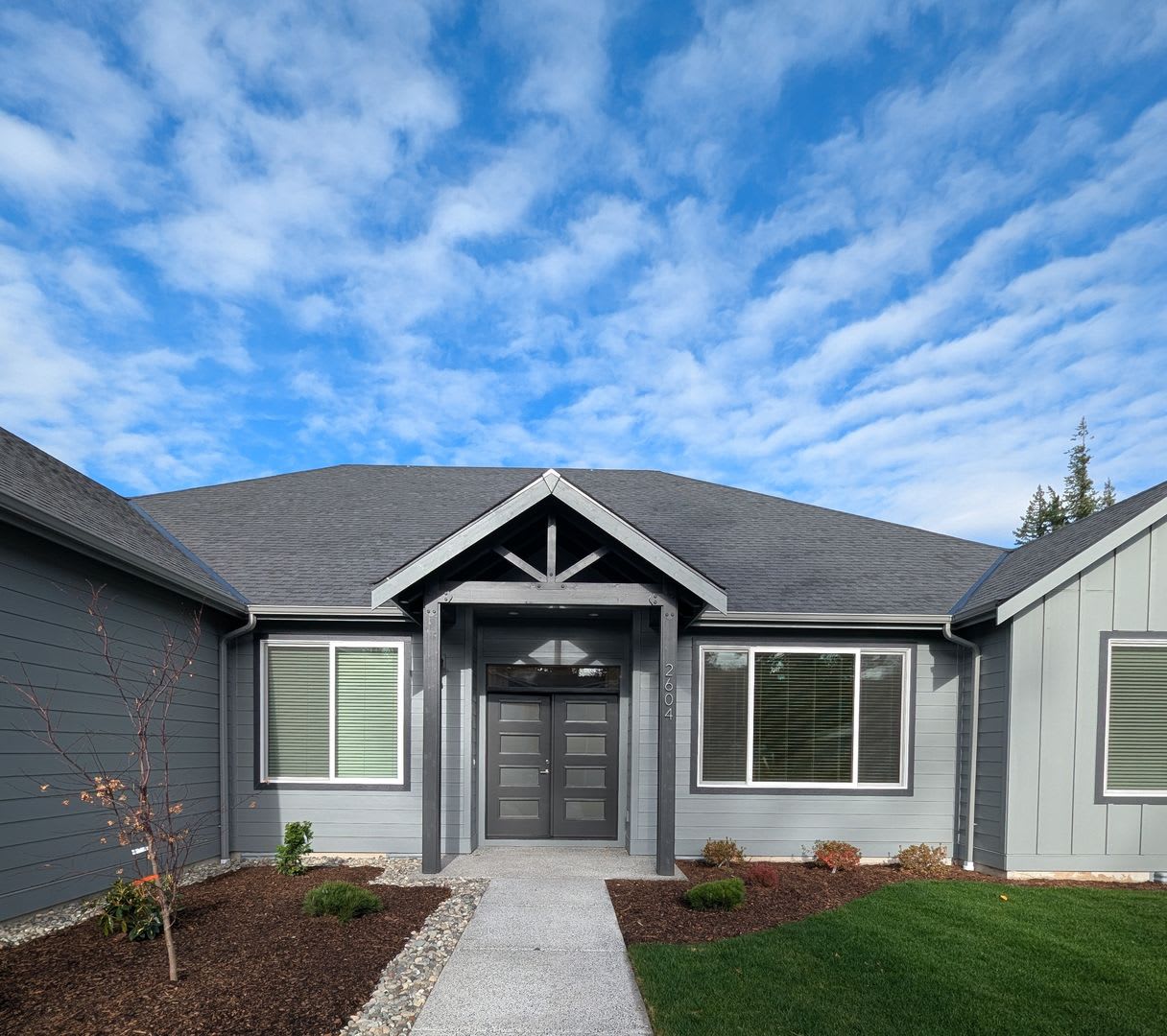 Contemporary 4 Bedroom Oasis on Quiet Dead-End Street!