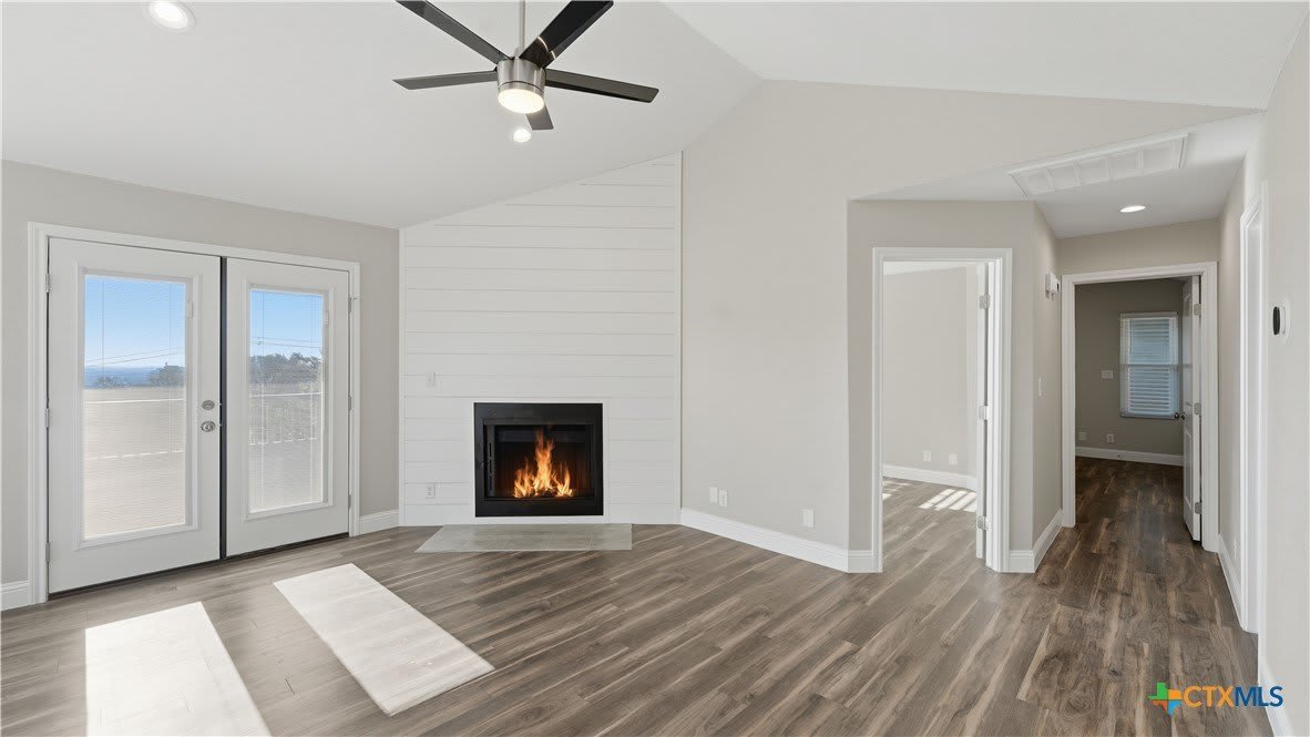 1005 N LBJ Drive unit: B5