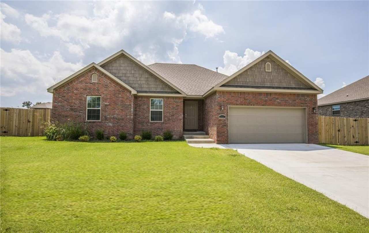 2031 dover Cove, Pea Ridge