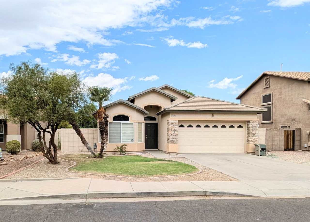 PRICE REDUCED IN SAN TAN RANCH!!!!