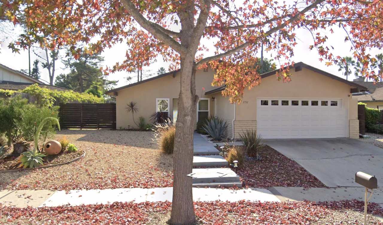 1711 La Coronilla Drive