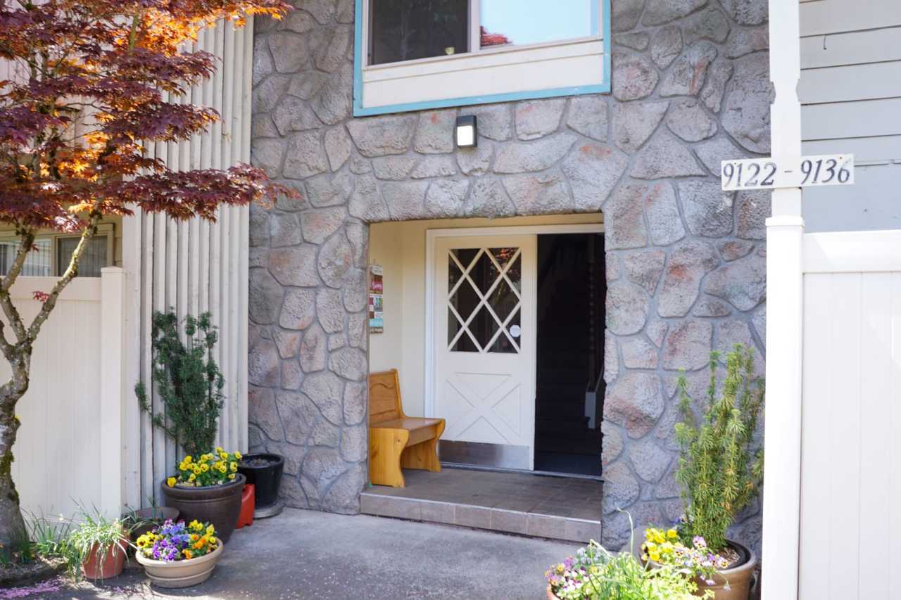 Garden-Level 2 Bed 2 Bath with Large Patio, Parking,  W/D Hookups