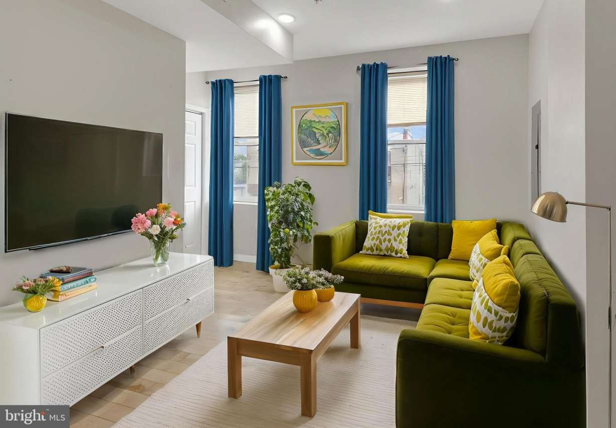 2604 FRANKFORD Avenue unit: 3