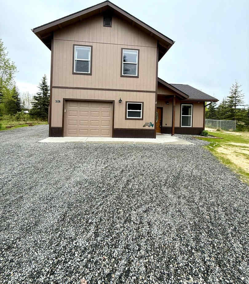 LIKE NEW K-BEACH HOME!