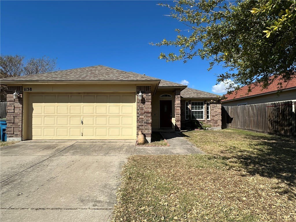 1138 Livermore Street