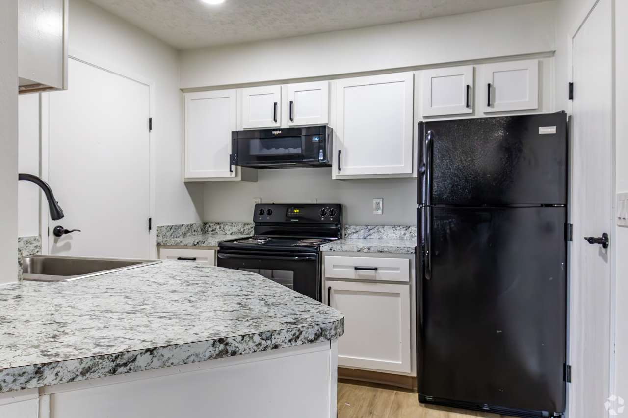 Hickory Creek Apartment Homes