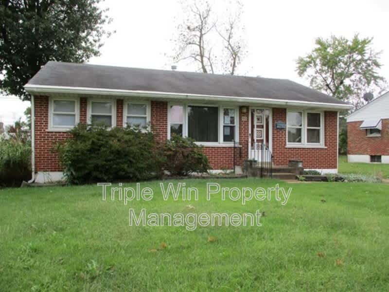 90 W. St. Anthony Ln.