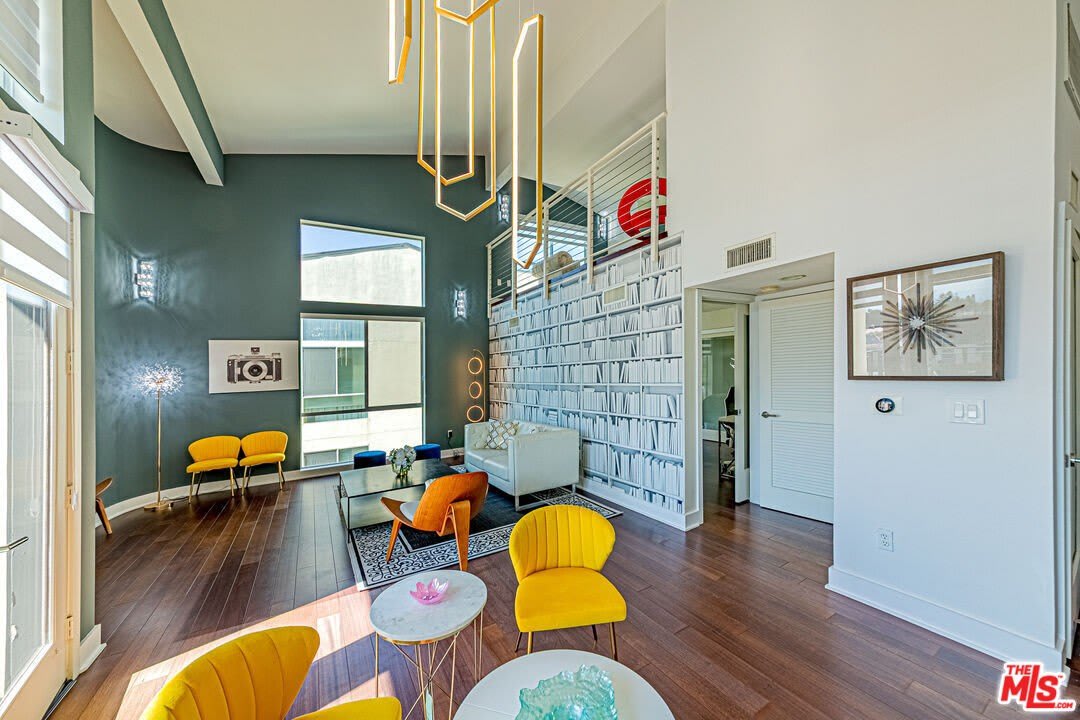 600 S Ridgeley Dr unit: Ph 1