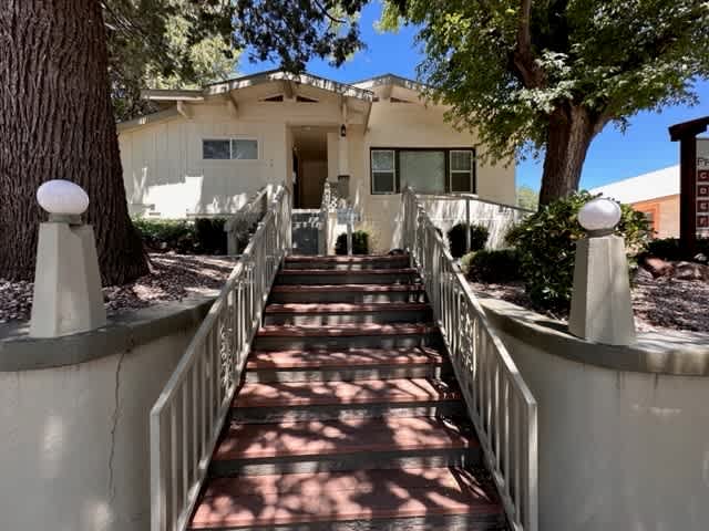 315 South Cortez Street - B