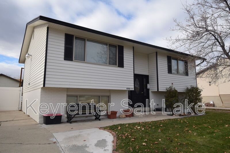 6502 S 5180 W