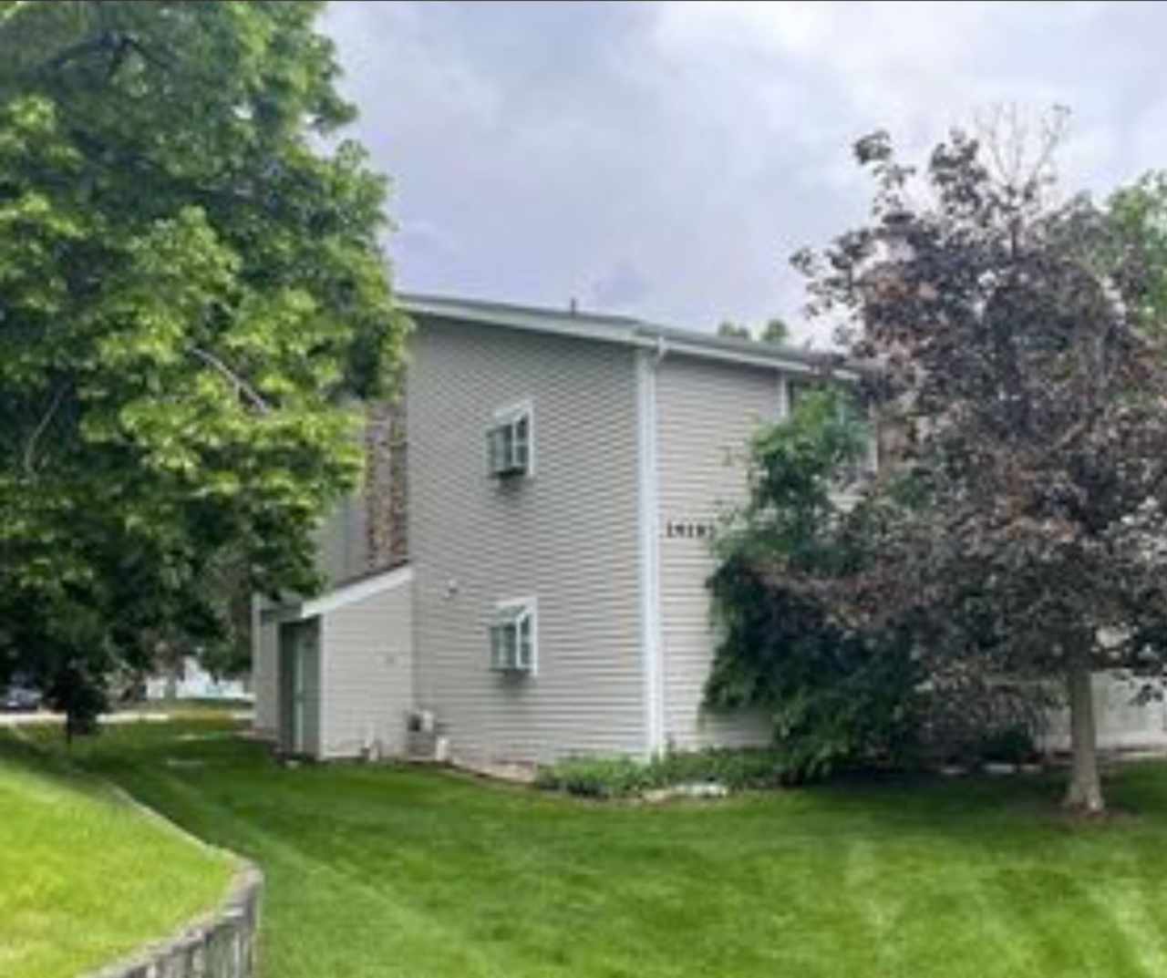 Charming 1BR Condo in Aurora