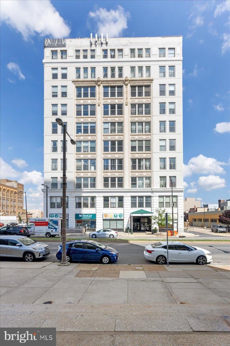 511-19 N BROAD Street unit: 806