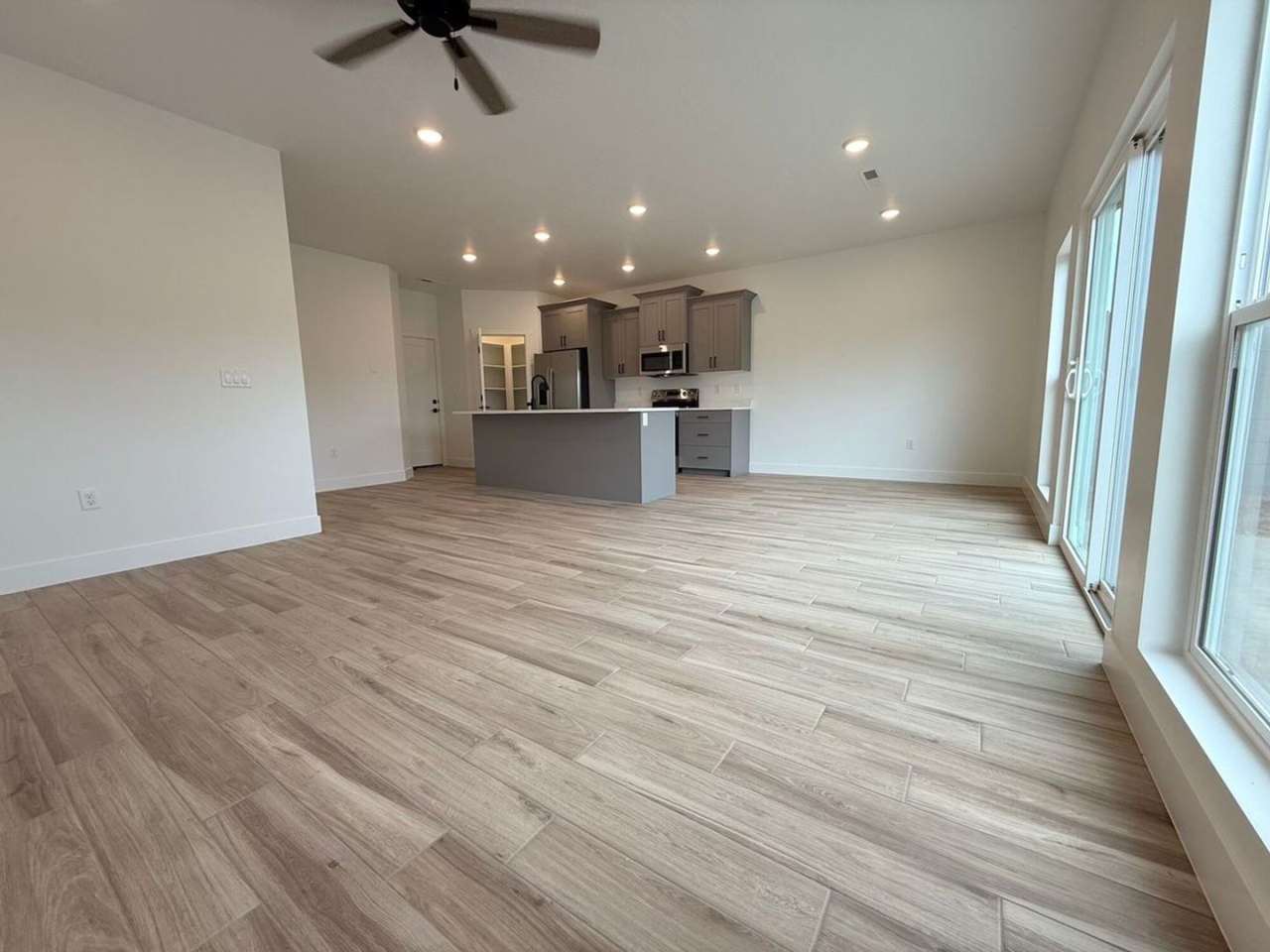 Brand New Hurricane Heights Town Home- End Unit!