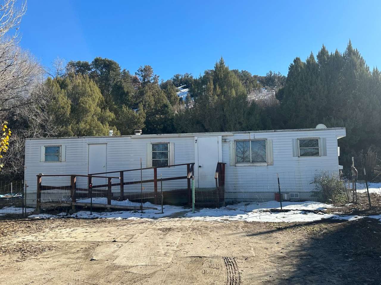 1 Bedroom 1 Bathroom Mobile Home located in Aztec, NM available to rent